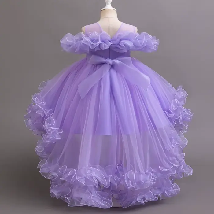 Robe de princesse de demoiselle d'honneur à fleurs violettes