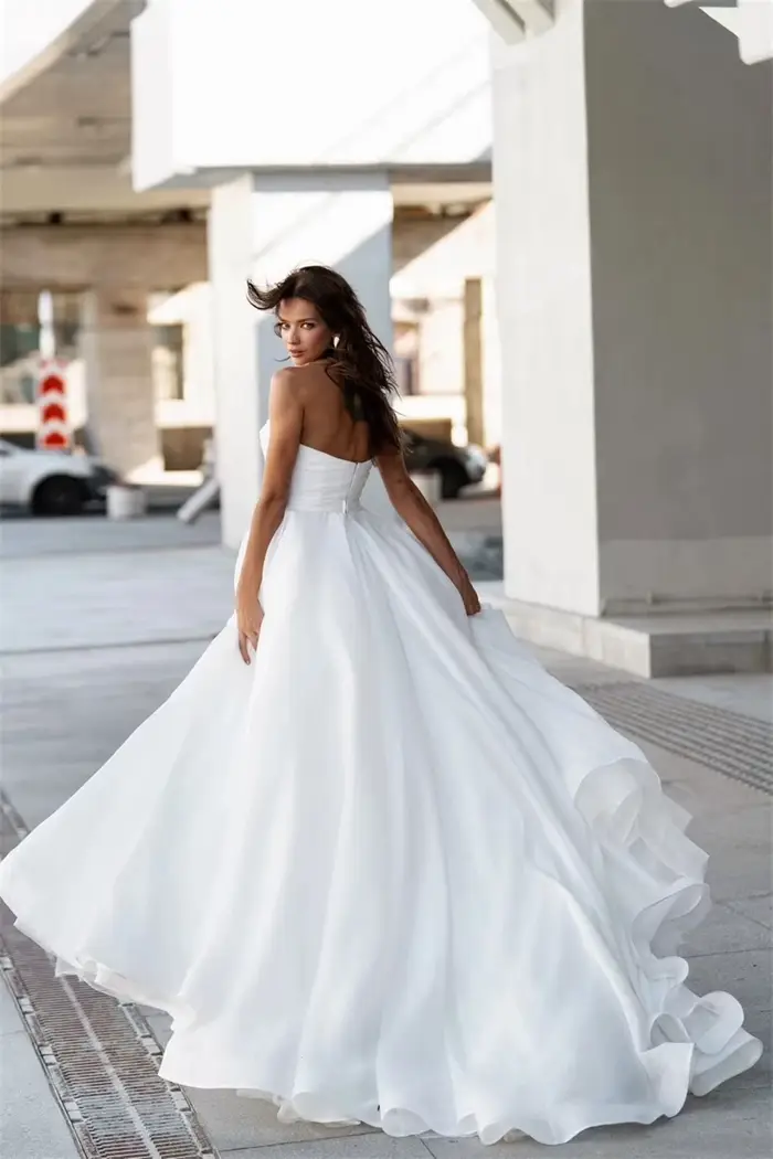 Robes de mariée personnalisées élégantes à col cœur en perles et en mousseline de soie 2026 pour femme