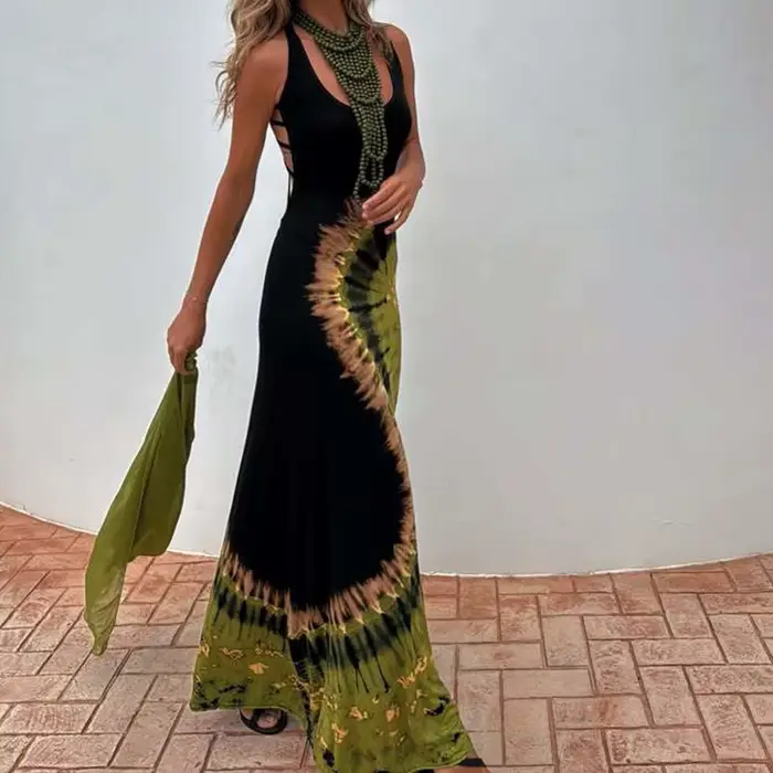 Robe longue portefeuille ajourée