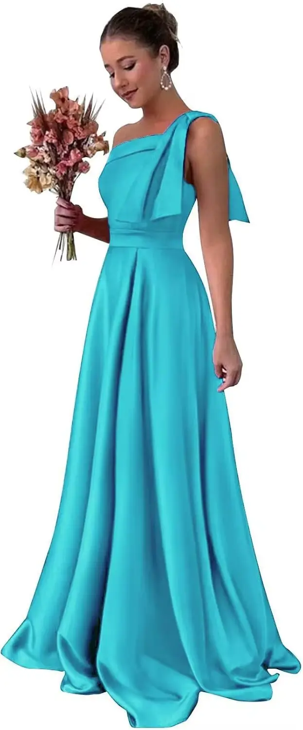 Robe de demoiselle d'honneur asymétrique épaule dénudée avec grand nœud, en satin plissé et poches, 