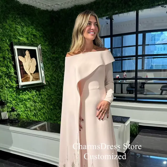 Robe de soirée arabe avec cape personnalisée