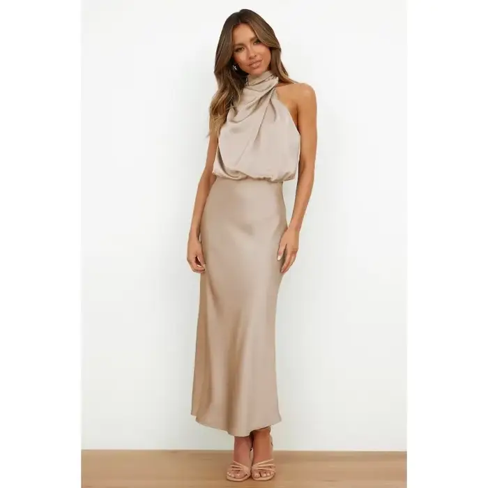 Robes 2025 femme été nouvelle mode Satin robe sans manches