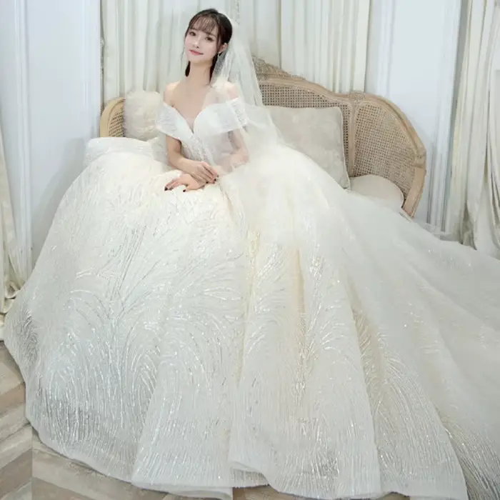 Robe de mariée de luxe à paillettes col bateau épaules dénudées personnalisée pour femmes grandes occasions spéciales