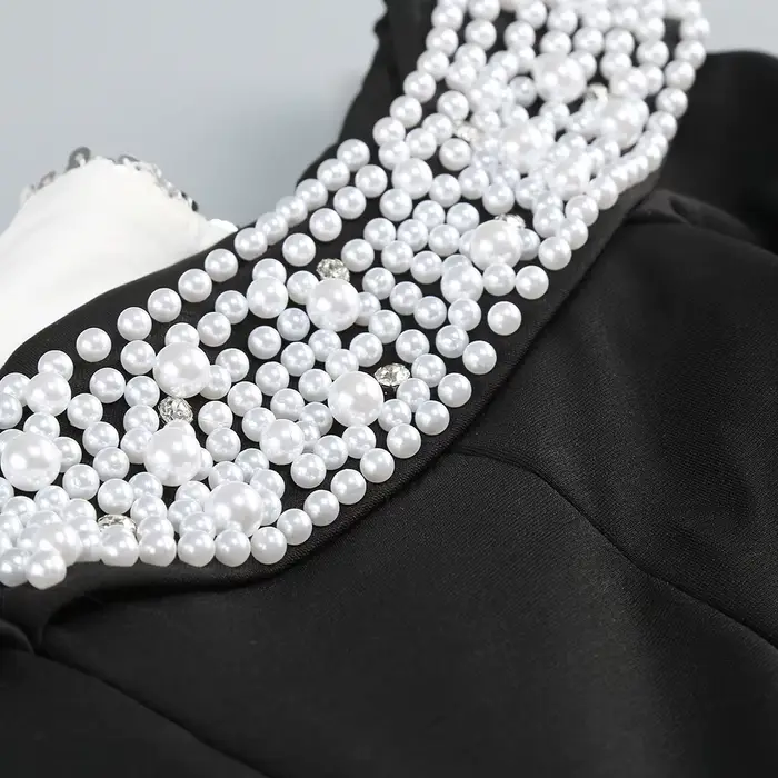Robe longue sirène noire glamour avec strass, col licou, manches épaules dénudées, robe de soirée de bal