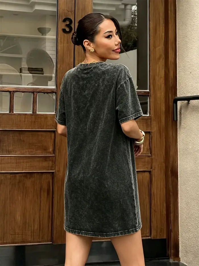 Robe t-shirt vintage délavée femme style années 80 imprimé dés été junior polyvalente occassions spéciales