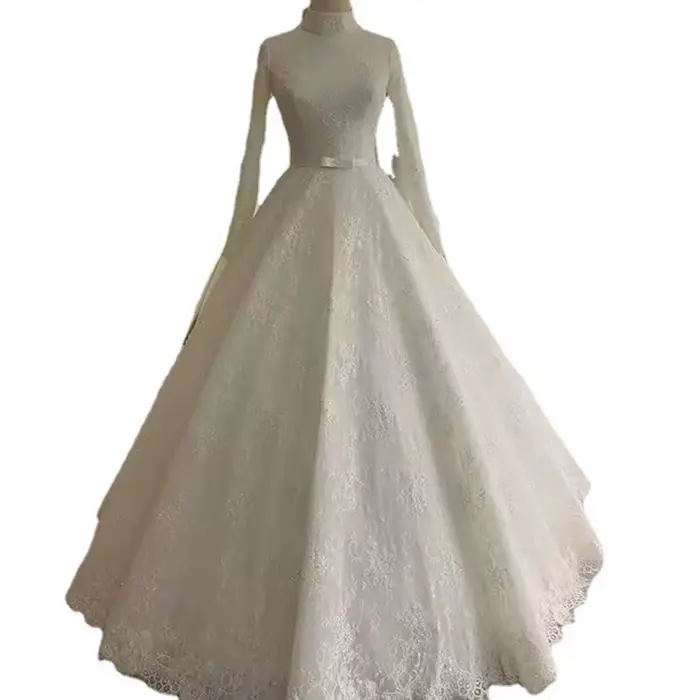 Robe de mariée musulmane élégante à col montant et manches longues