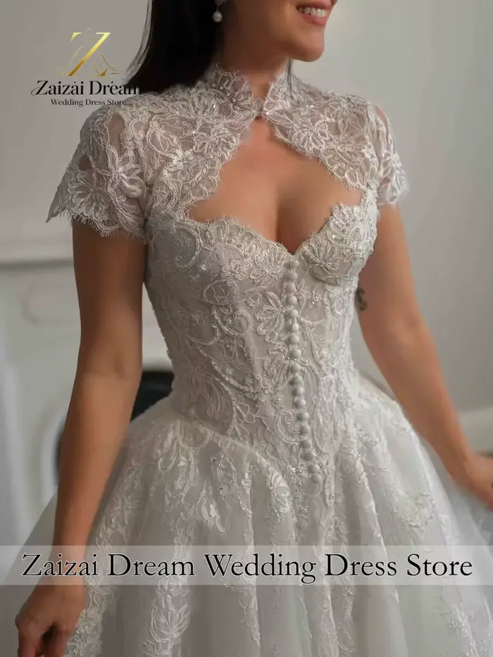 Robe de mariée élégante personnalisée en dentelle avec boléro