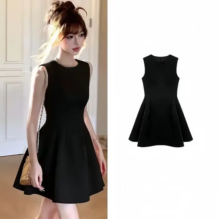 Robe noire sans manches ajustée et évasée pour femmes occasions spéciales et quotidienne