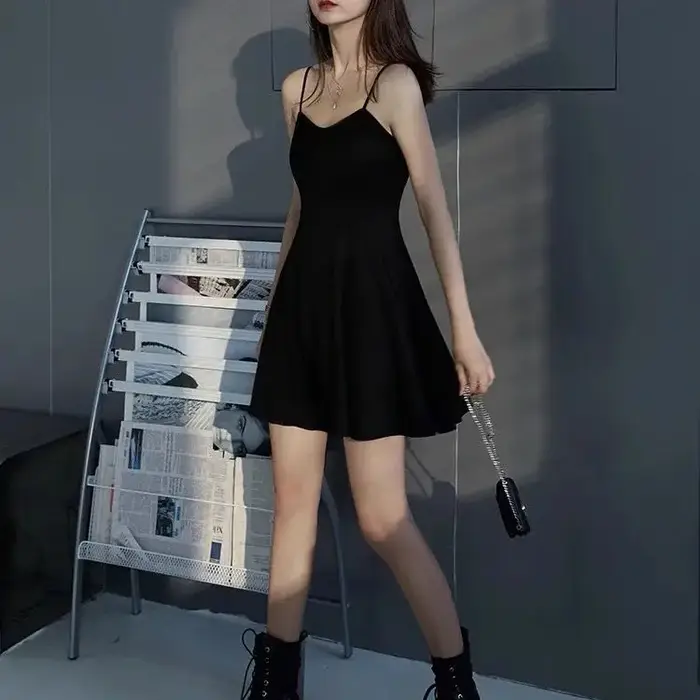 Robe sans manches pour femmes, couleur unie, élégante, populaire, gaine 3XL, Slim, noire, été, Sexy,