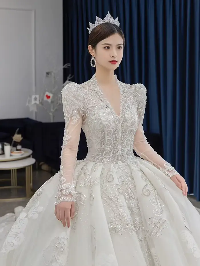 Robe de mariée à manches longues
