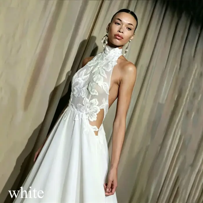 Robe de Mariée Blanche Moderne en Mousseline Ligne A avec Dentelle Sur Mesure pour Femme Simple Col Halter Plis
