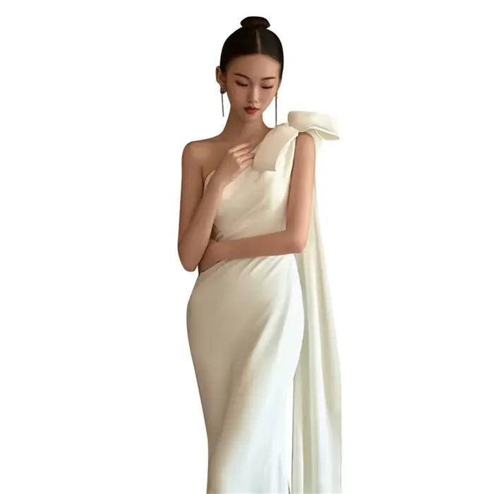 Robes de mariée sirène élégantes asymétriques sans manches avec nœud en satin pour femmes 2026