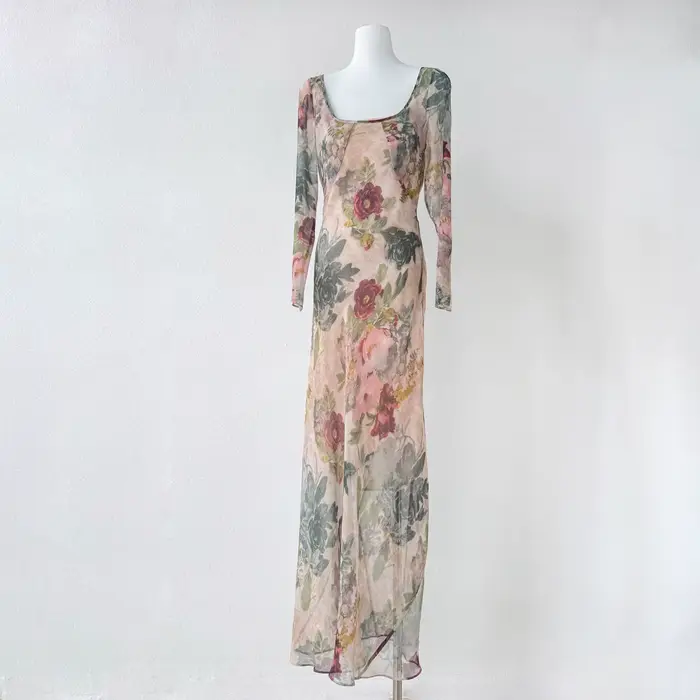 Robe mi-longue en soie 100% pour femme, motif floral fluide, collection 2026