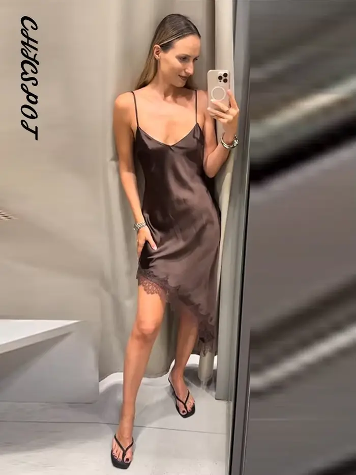 Robe épissée en dentelle à bretelles Spaghetti pour femmes