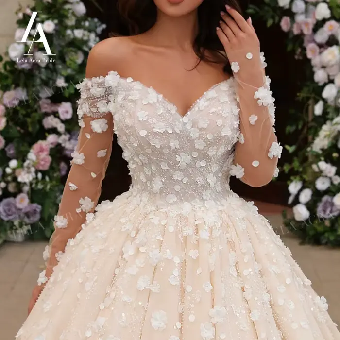 Robe de mariée à manches longues 2026 romantique perlée 3D fleurs