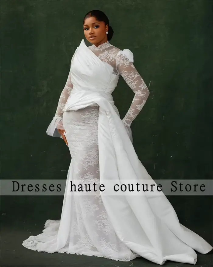 Robe de Soirée de Forme Sirène en Dentelle Blanche avec Train de Balayage pour Soirées Officielles et Cérémonies Spéciales