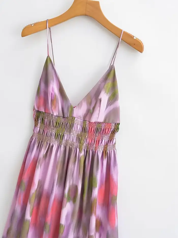 Robe de plage élégante pour femmes col en V dos nu ligne A bohème printemps été polyesters sexy vacances 2025