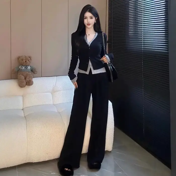 Ensemble deux pièces à simple boutonnage pour femme