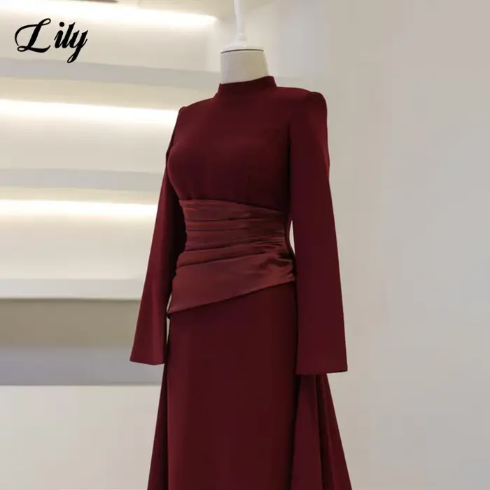 Lily bordeaux robes de bal élégantes col haut manches longues