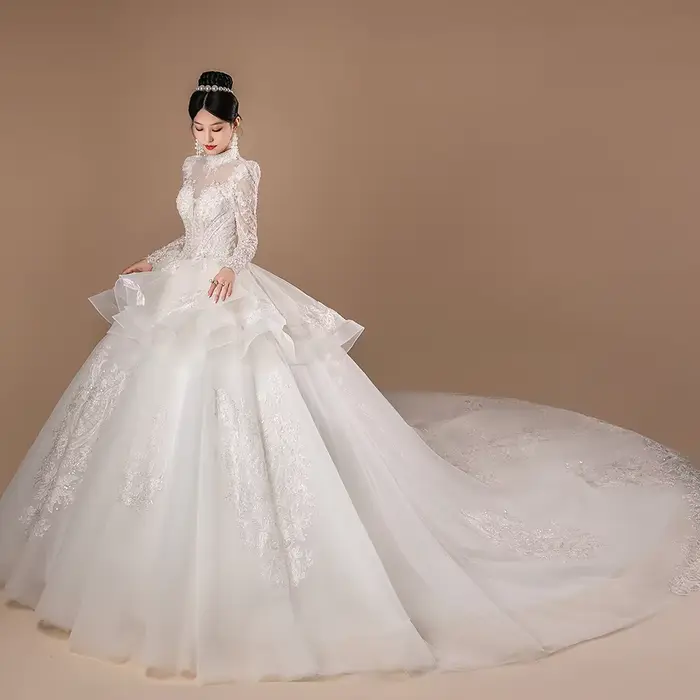 9439 personnalisé princesse robes De mariée col haut manches bouffantes Robe