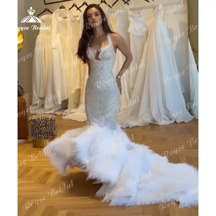 Robe de soirée de luxe halter col, plumes et strass pour femmes, soirée, gala, mariage, anniversaire