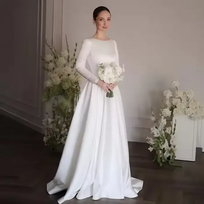 Robe de mariée longue trapèze blanche personnalisée, Simple, col rond, manches longues, style Boho, 