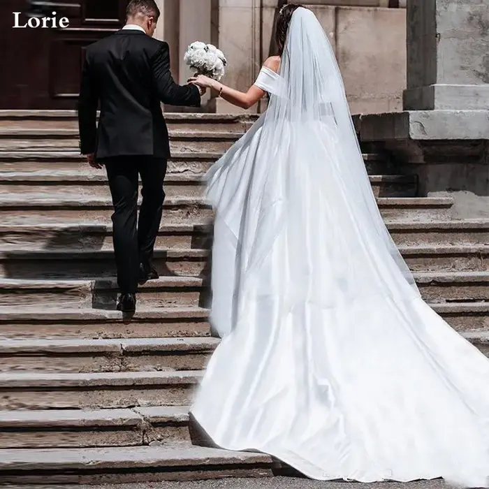 LORIE princesse robes de mariée Satin Vintage hors de l'épaule