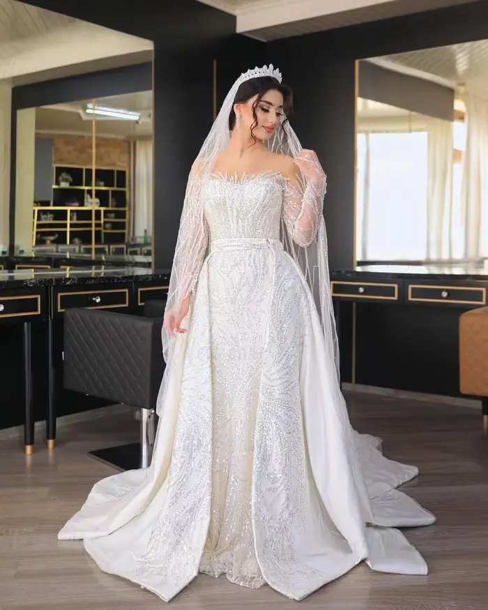 Robe de mariée sirène scintillante en dentelle de luxe, dubaï, chérie, traîne détachable, manches lo
