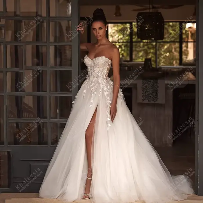 Magnifiques robes de mariée en tulle à volants