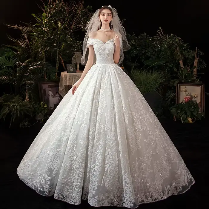 Robe de Mariée Élégante en Dentelle avec Traîne Col Bateau Luxe Occasions Spéciales Blanc Ivoire Taille Personnalisable