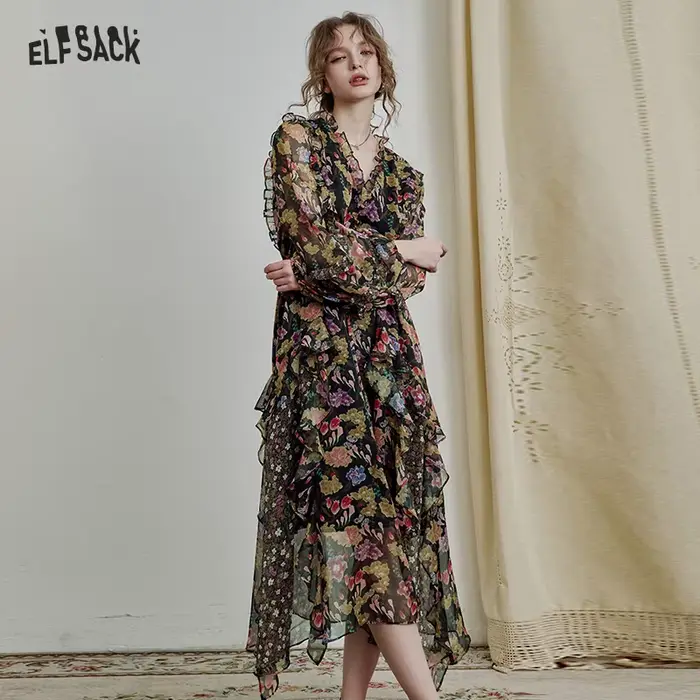 Robe longue en mousseline de soie florale à volants