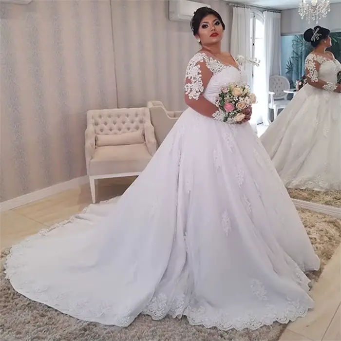 Robe de mariée trio grande taille