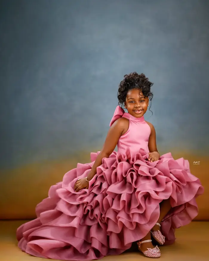 Robe de demoiselle d'honneur rose élégante et de qualité supérieure, asymétrique, à volants, pour ma