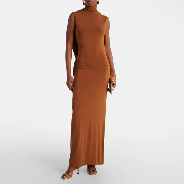 Robe longue élégante sans manches pour femme