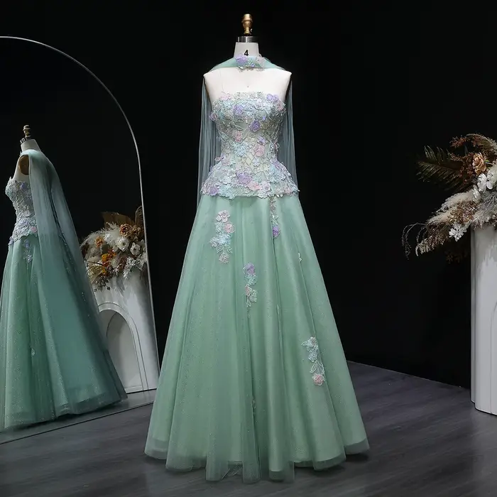 Robe de soirée élégante vert sauge Sharon Said 2026 avec écharpe