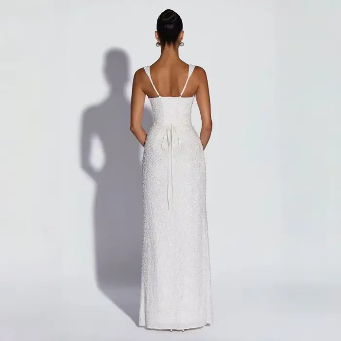 Robe longue sirène blanche à sequins