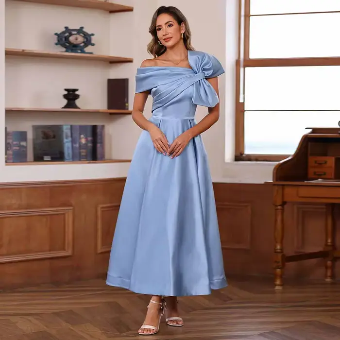 Robes de cocktail modernes pour femmes