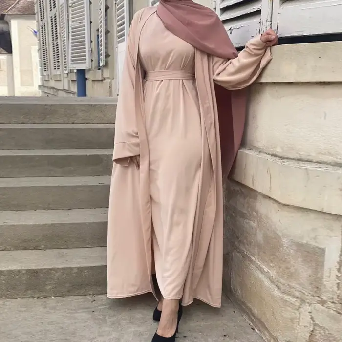 Abaya en polyester décontractée et élégante pour femmes musulmanes occasions spéciales İslam moda için uygun abaya kıyafetleri
