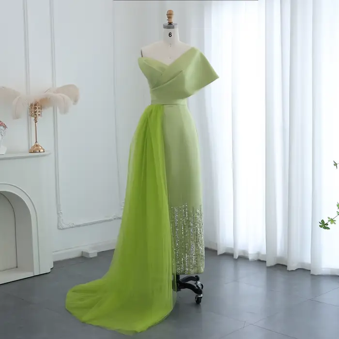 Robe de soirée Sharon Said exquise avec train de balayage et décoration en perles et cristal pour femmes occasions spéciales vert sauge