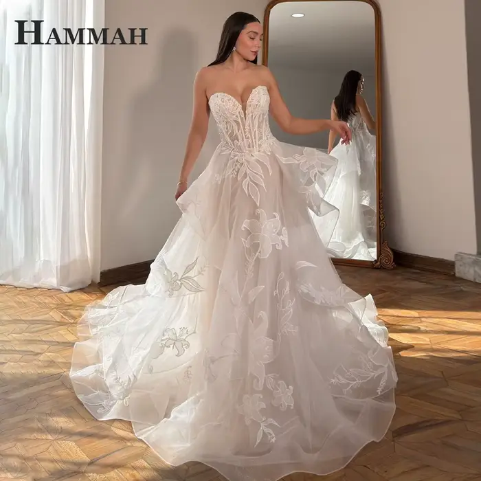 HAMMAH Robe de mariée féerique à volants, appliques en dentelle, décolleté cœur, traîne courte, à la