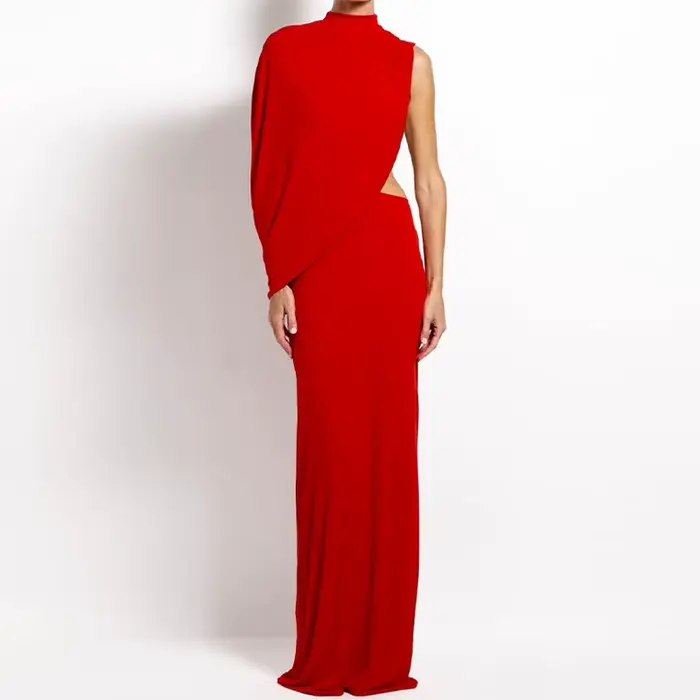 Robe longue asymétrique drapée en polyester pour femmes, design élégant et moderne, dos nu, à une épaule, col montant, coupe moulante, soirée formelle