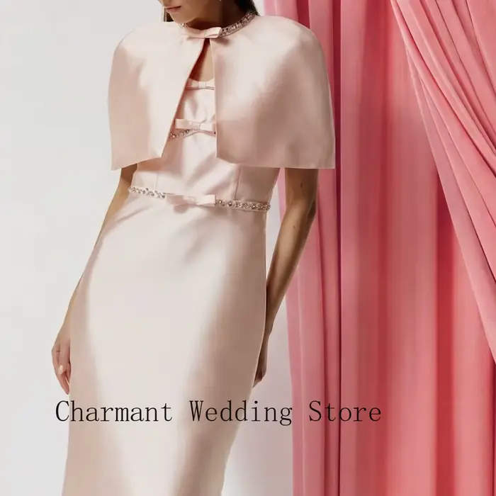 Robe de soirée formelle rose avec satin, nœuds en cristal et cape courte pour événements spéciaux et mariages
