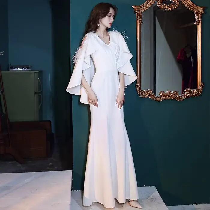 Robe de soirée française blanche