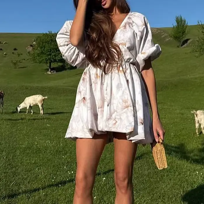 Robe de soirée plissée ample à manches bouffantes pour femme élégante imprimé floral décolleté en V profonde pour occasions spéciales