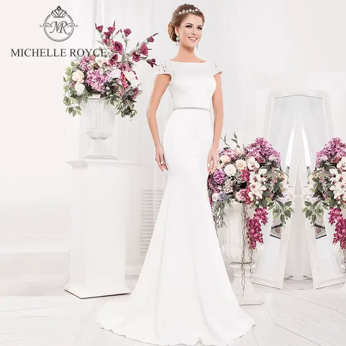 Michelle Royce sirène robes De mariée Scoop manches courtes dos nu perlé Court Train robes De mariée