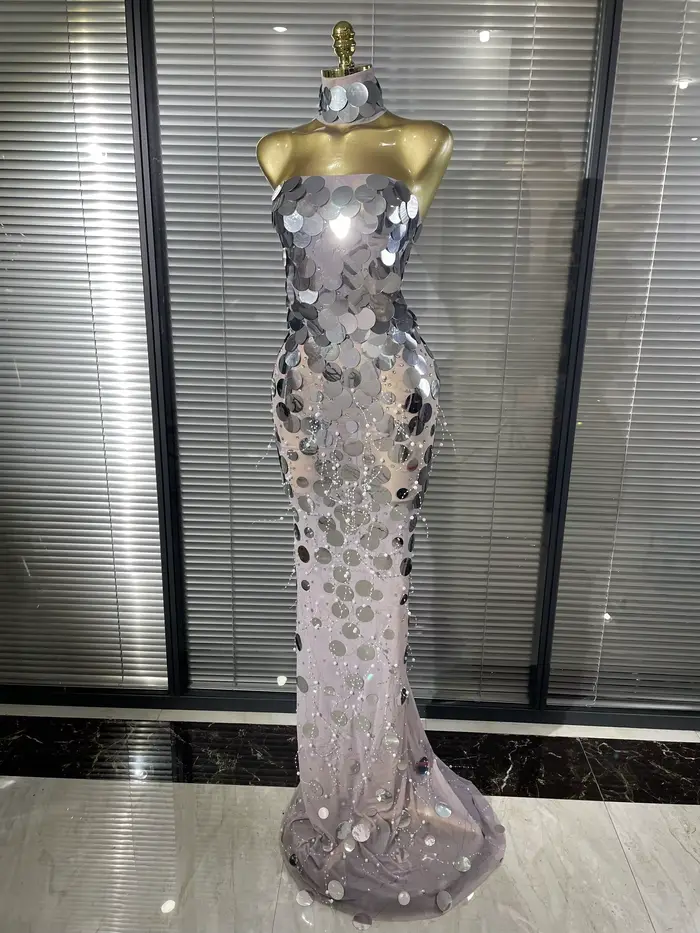 Robe longue sirène moulante transparente en maille à sequins argentés et dorés pour femme