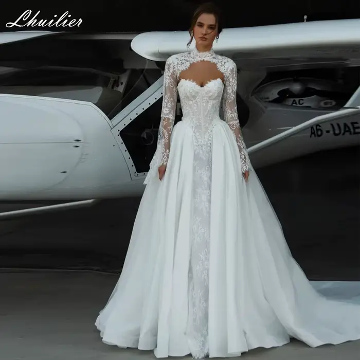 Lhuilier personnalisé une ligne bretelles dentelle robes de mariée Illusion robes de mariée avec ves