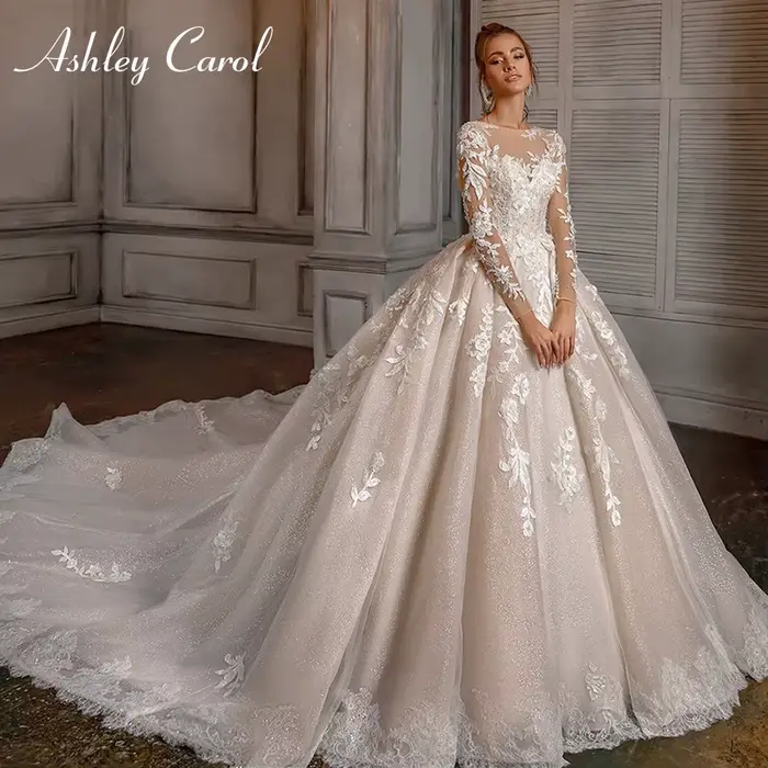 Robe de mariée princesse Ashley Carol à manches longues
