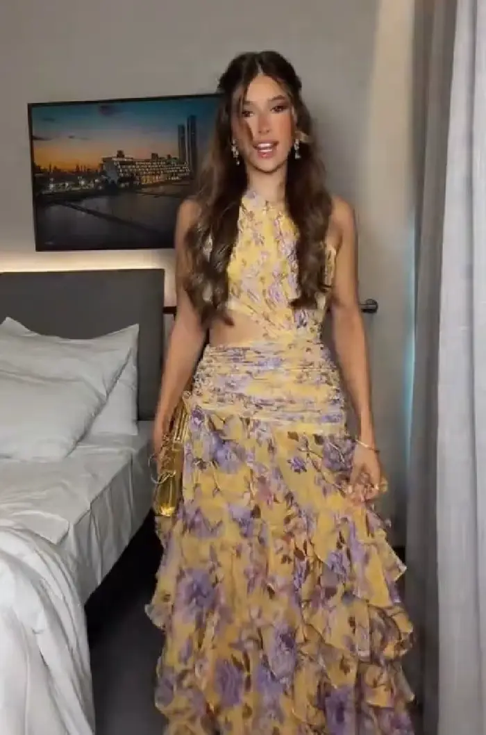 Robe longue jaune florale 2026 pour femme, asymétrique à une épaule, avec découpes à la taille, vola