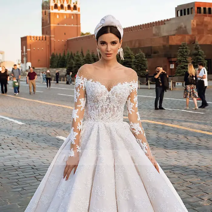 Robes de mariée blanches à manches longues 2026 pour femmes